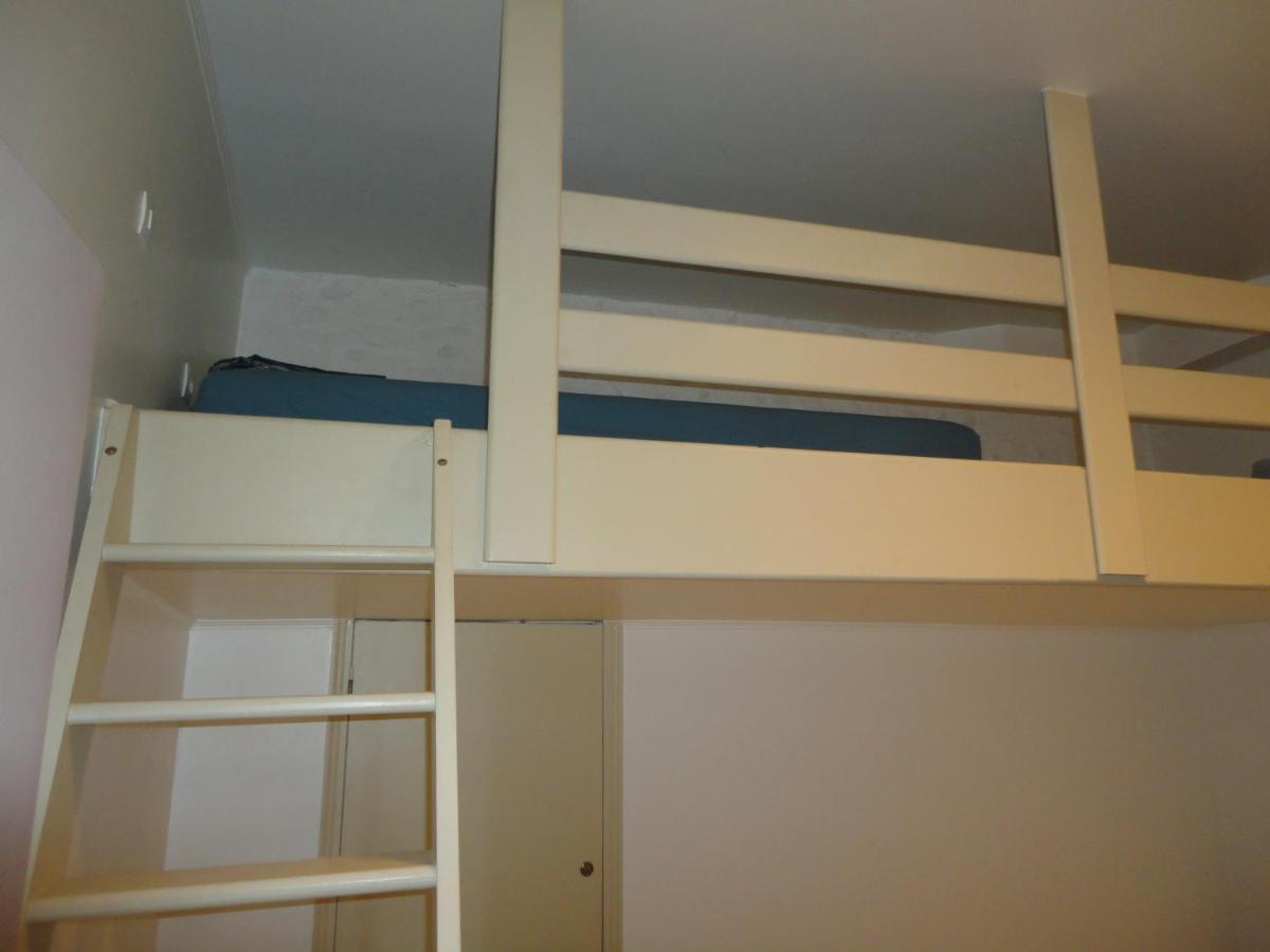Joli Appartement Dans Village Calme En Provence Les Mées Екстериор снимка