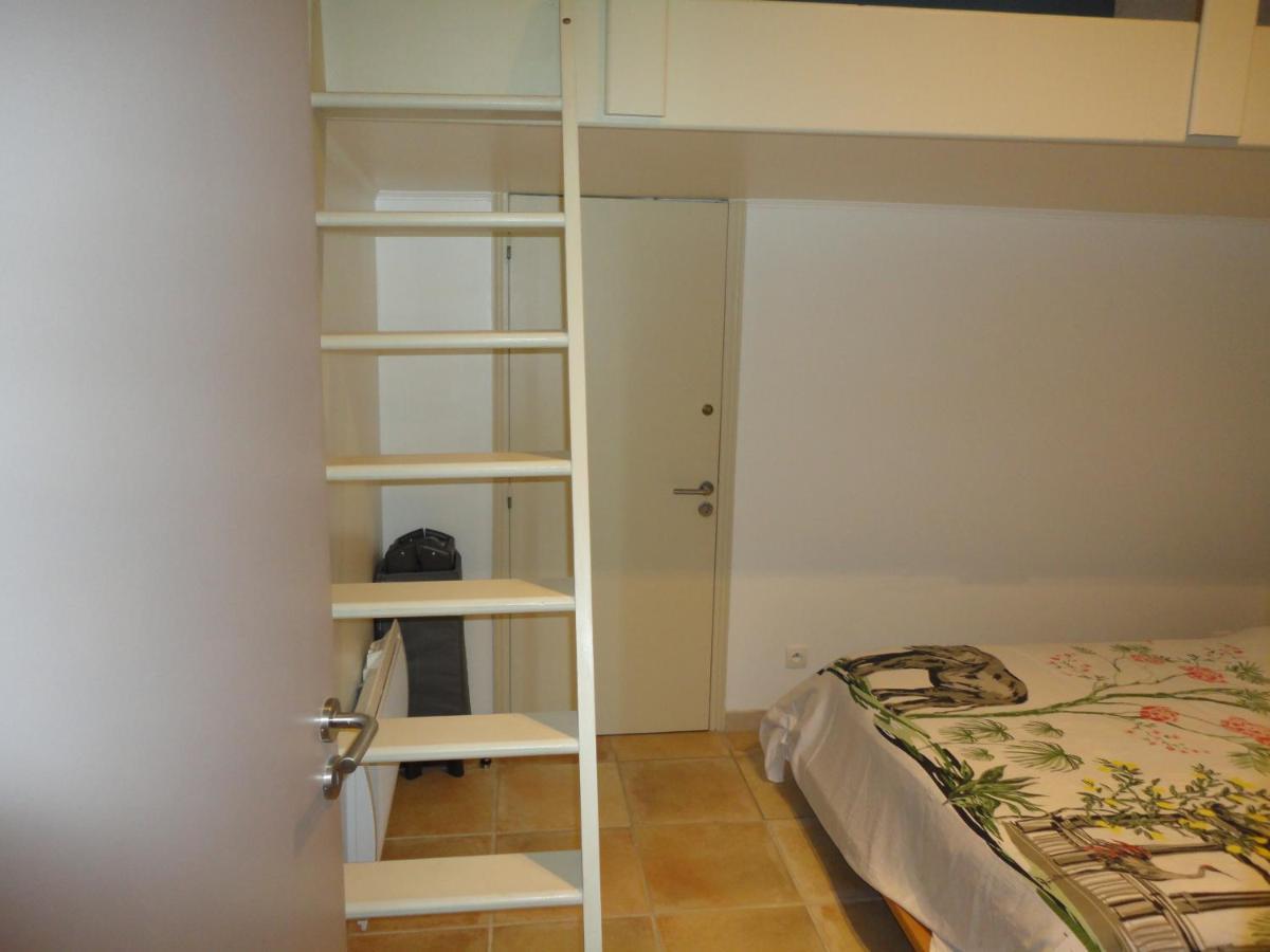 Joli Appartement Dans Village Calme En Provence Les Mées Екстериор снимка